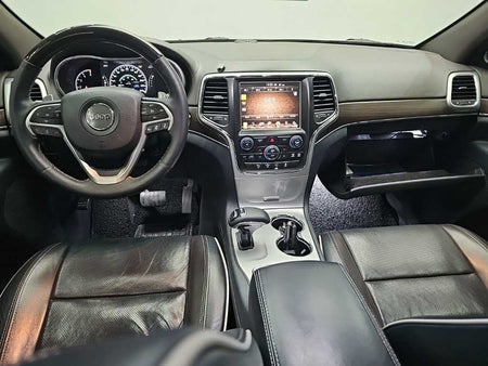 Jeep Cherokee — photo 07