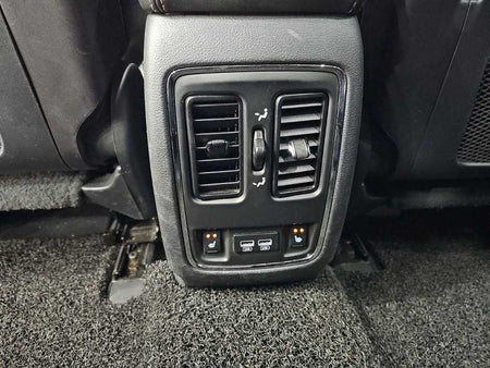 Jeep Cherokee — photo 13