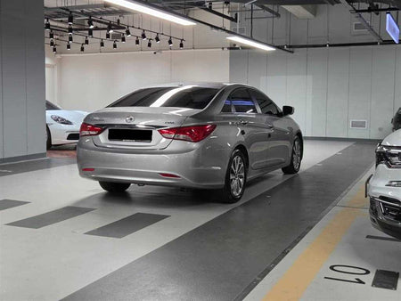Hyundai Sonata — photo 04