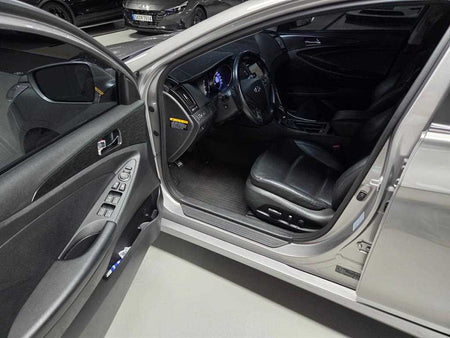 Hyundai Sonata — photo 08