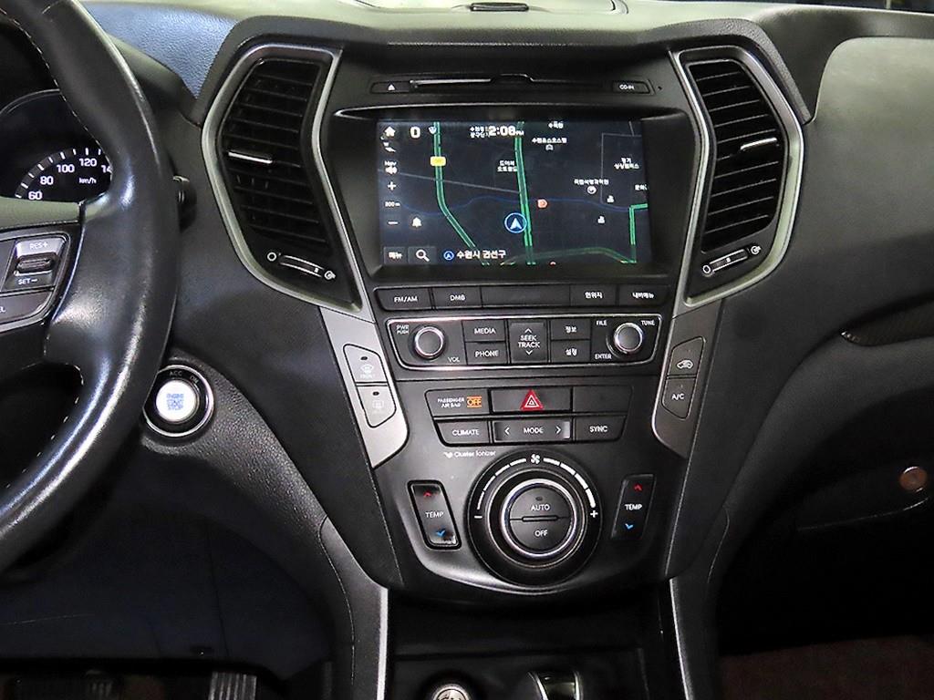 Hyundai Santafe — photo 11
