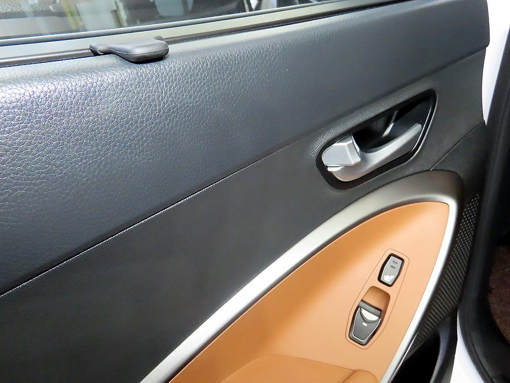Hyundai Santafe — photo 17