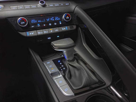 Hyundai Avante — photo 13