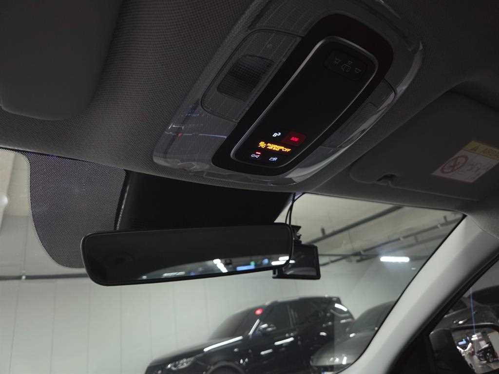 Hyundai Avante — photo 19