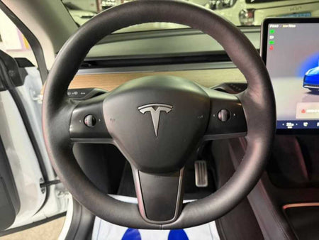 Tesla Model Y — photo 08
