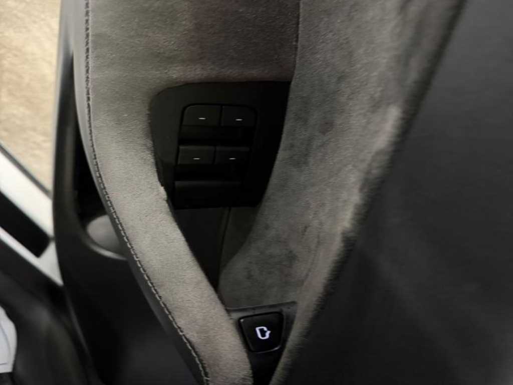 Tesla Model Y — photo 16
