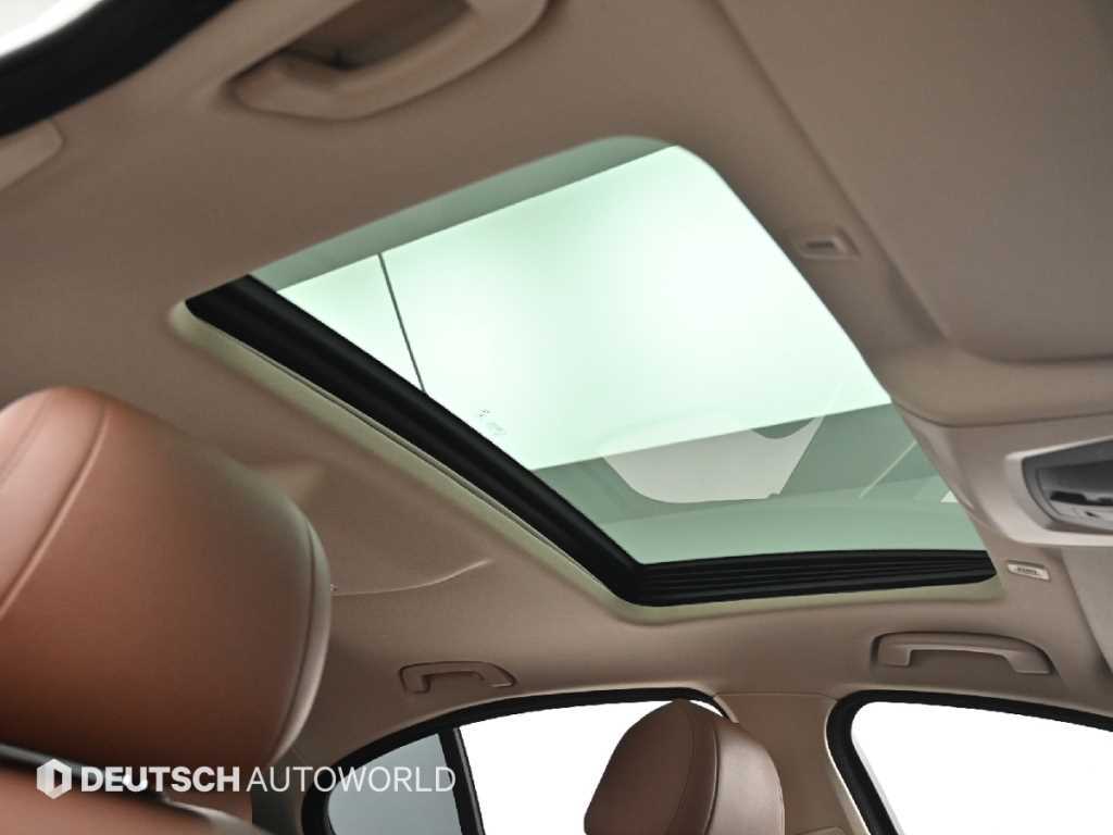 BMW 5-Series — photo 18