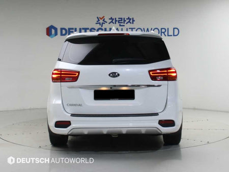 Kia Carnival — photo 04