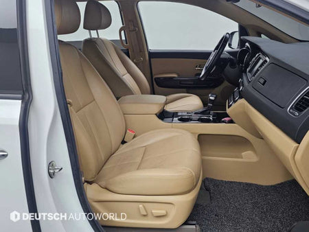 Kia Carnival — photo 10
