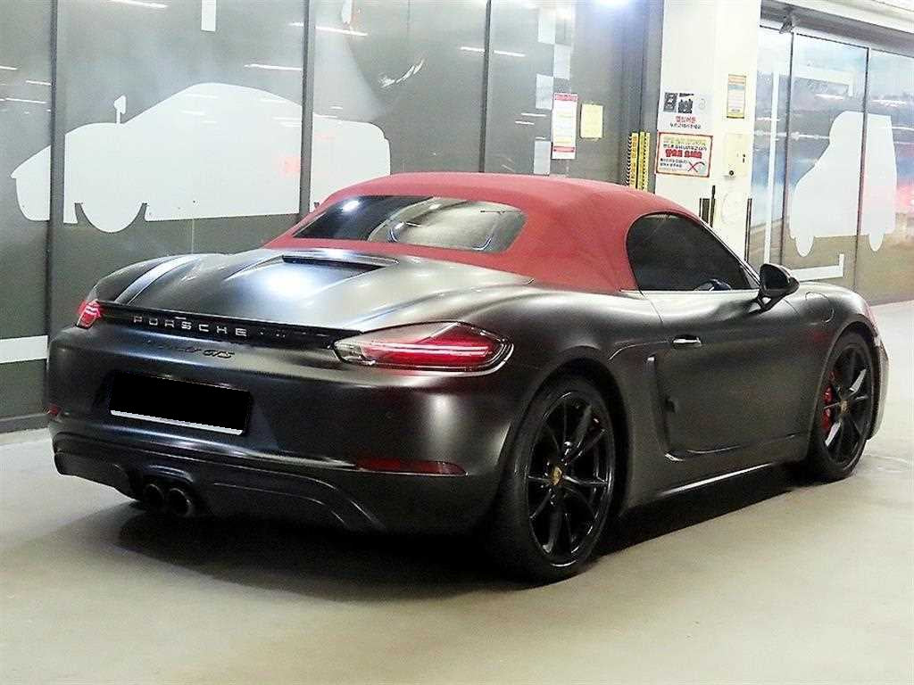 Porsche 718 — photo 05