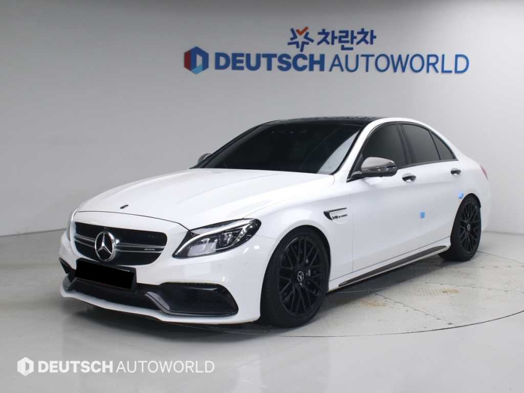 Mercedes-Benz C-Class — photo 01