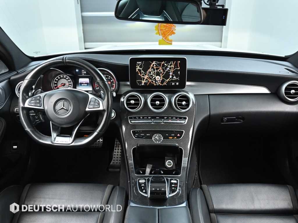 Mercedes-Benz C-Class — photo 07