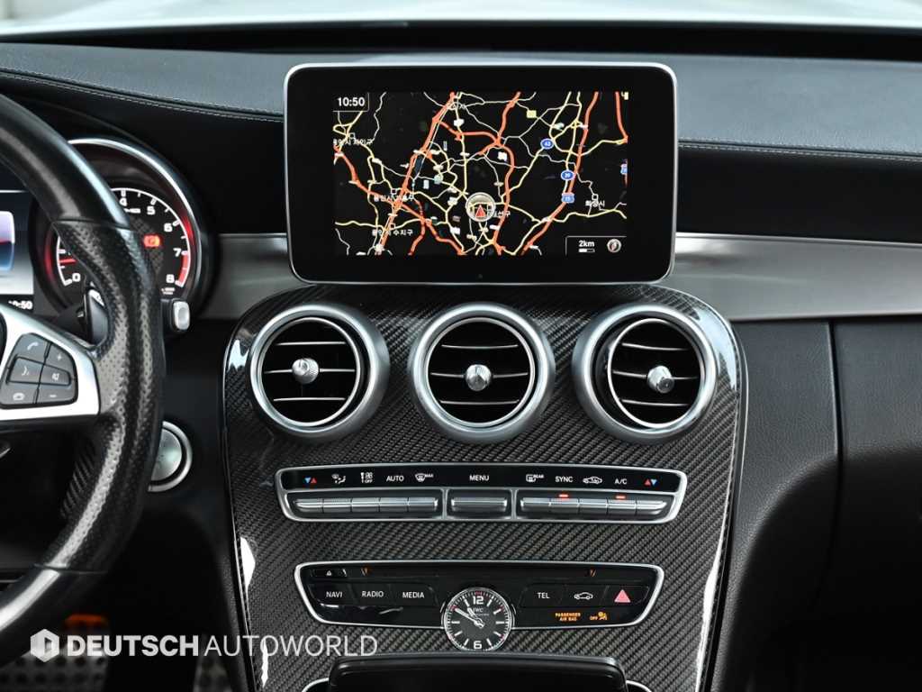 Mercedes-Benz C-Class — photo 14