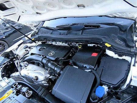 Mercedes-Benz GLA-Class — photo 19