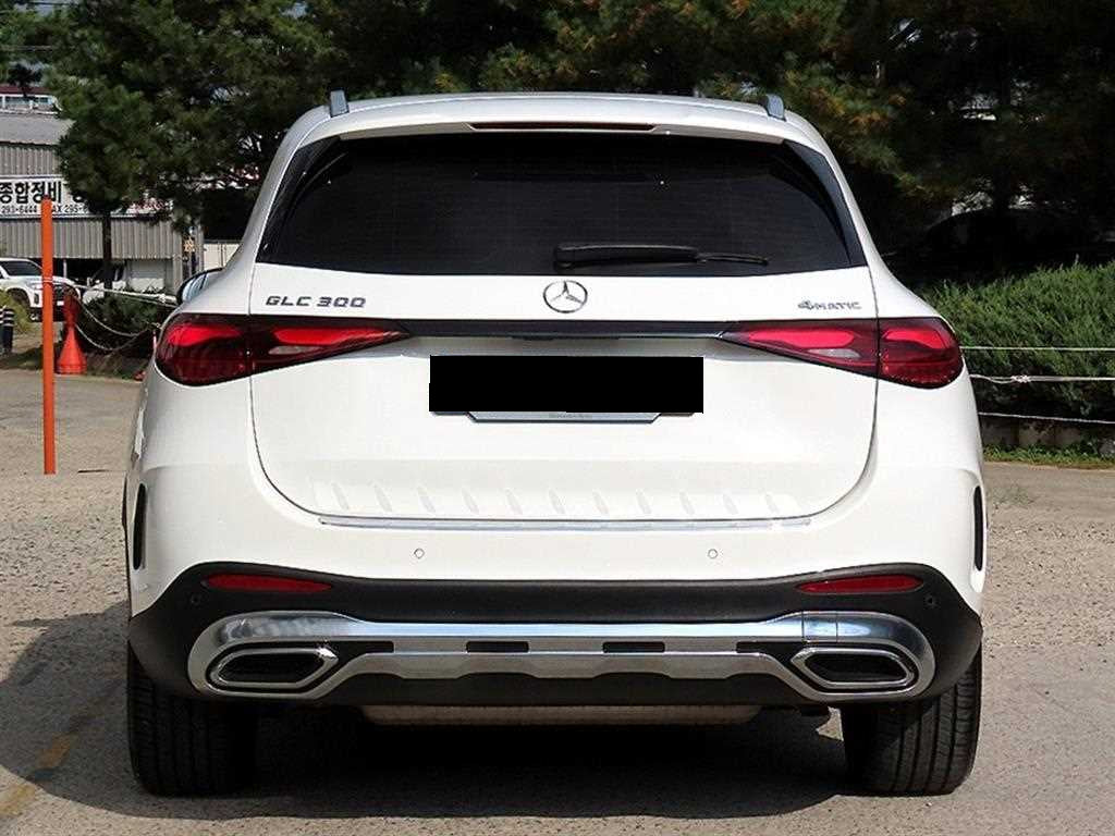 Mercedes-Benz GLC-Class — photo 04