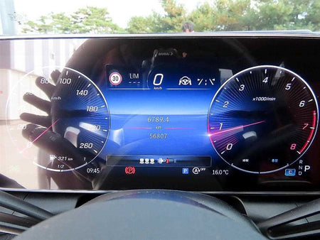 Mercedes-Benz GLC-Class — photo 09