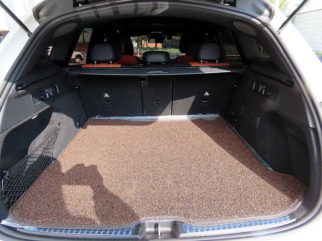 Mercedes-Benz GLC-Class — photo 17