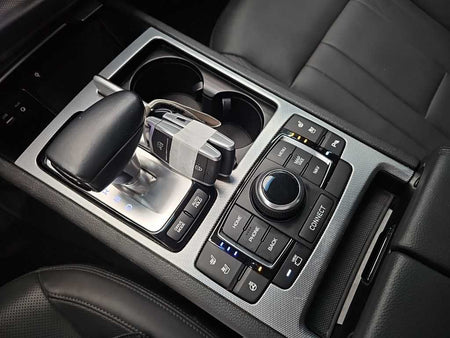 Genesis G80 — photo 08