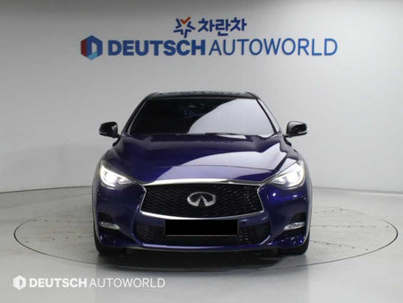Infiniti Q30 — photo 03