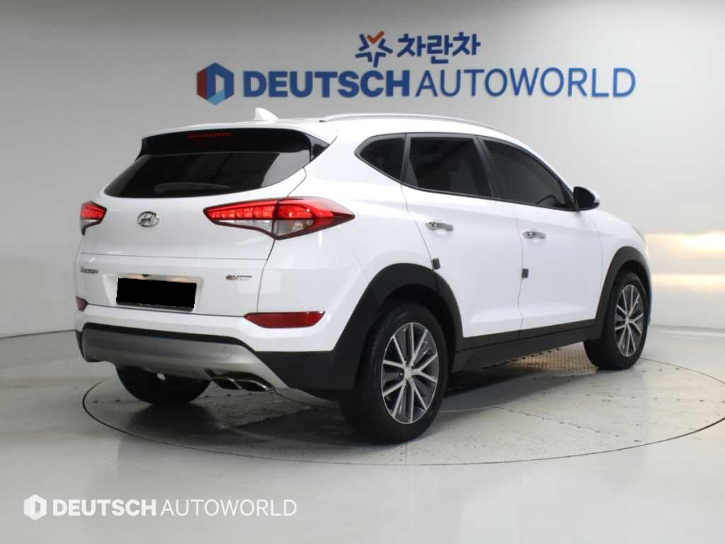 Hyundai Tucson — photo 02