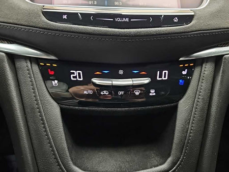 Cadillac XT5 — photo 10