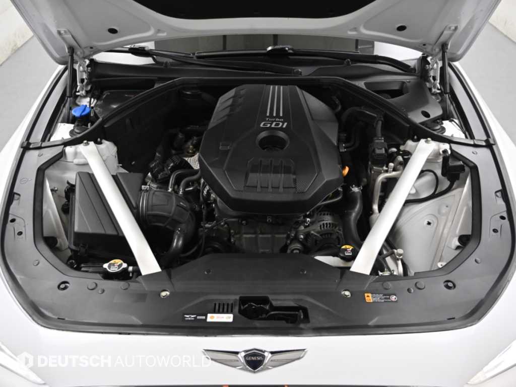 Genesis G70 — photo 06