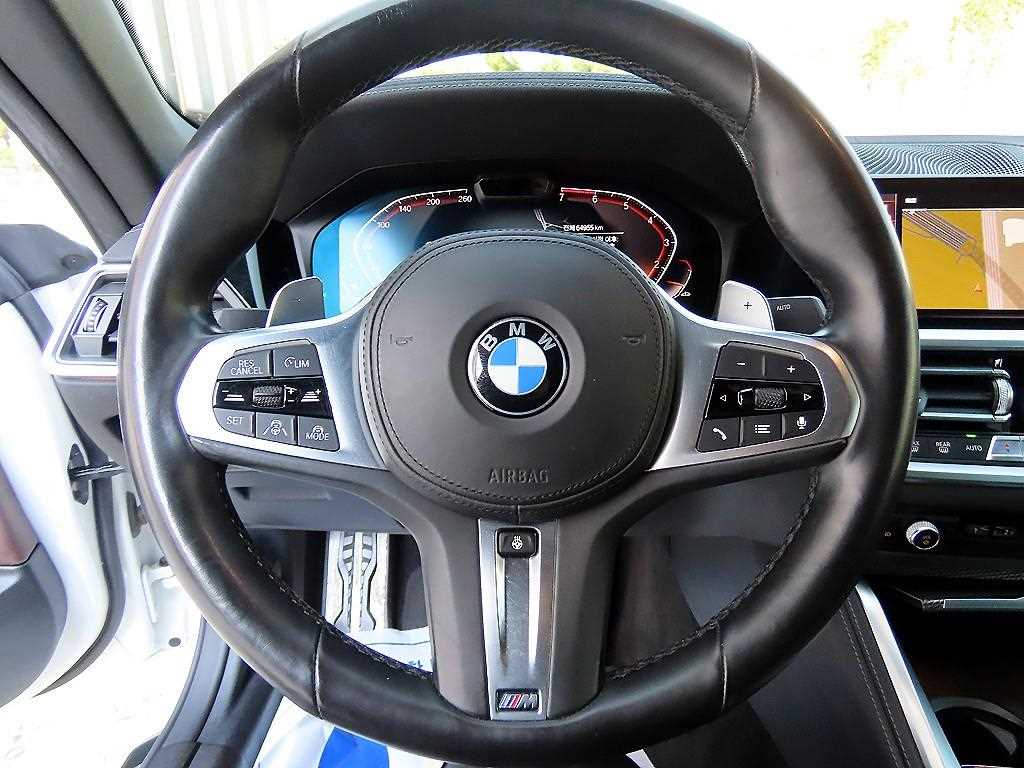 BMW 4-Series — photo 12