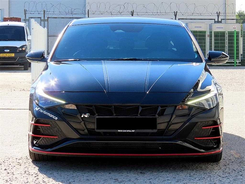 Hyundai Avante — photo 01