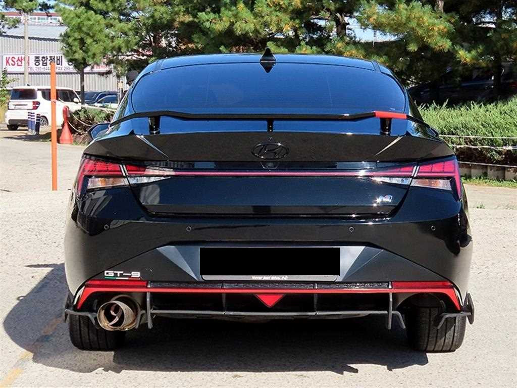 Hyundai Avante — photo 04