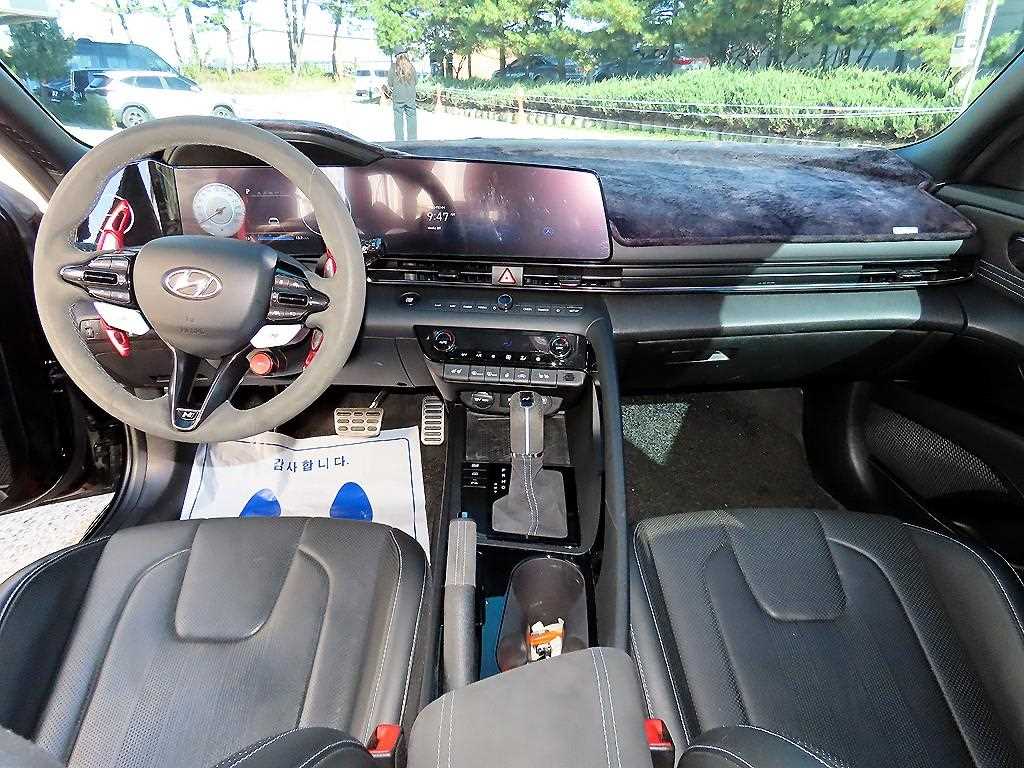 Hyundai Avante — photo 07