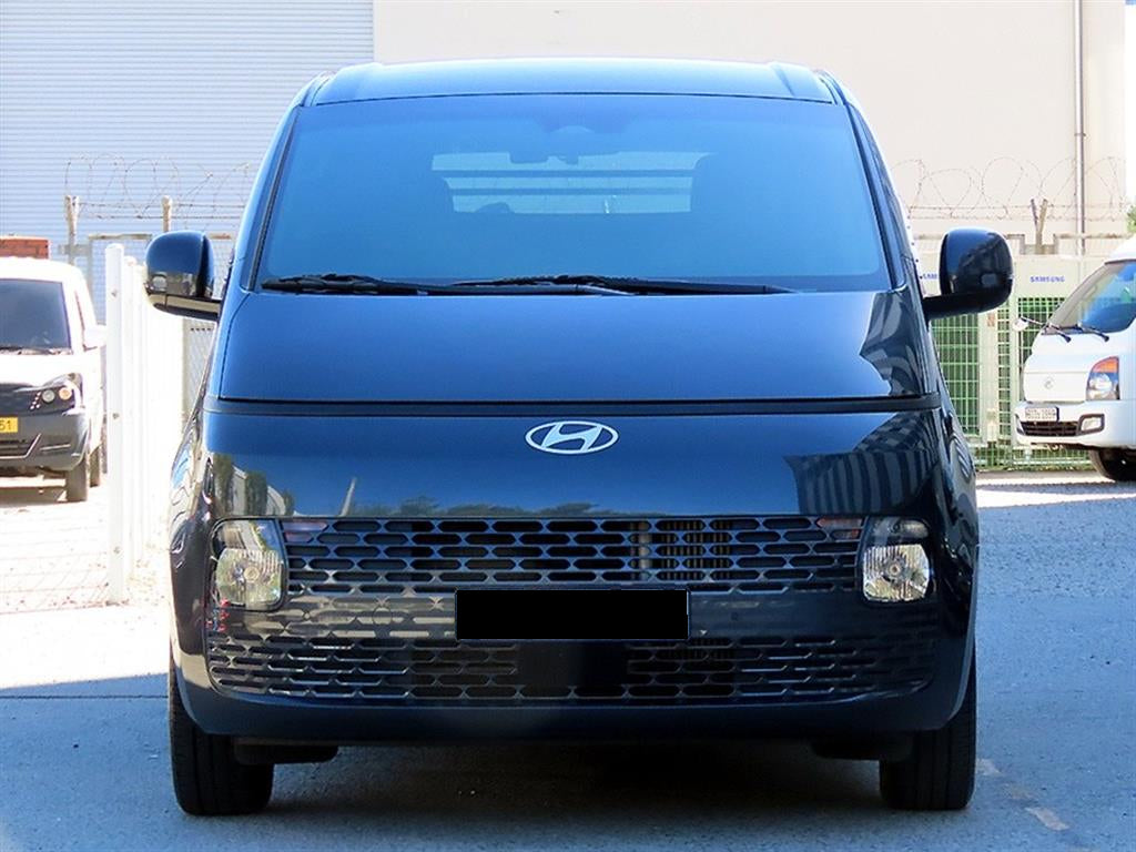 Hyundai Staria — photo 01
