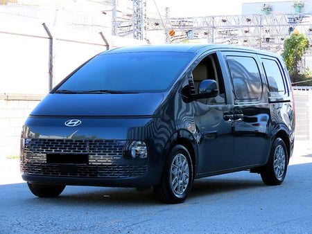 Hyundai Staria — photo 02