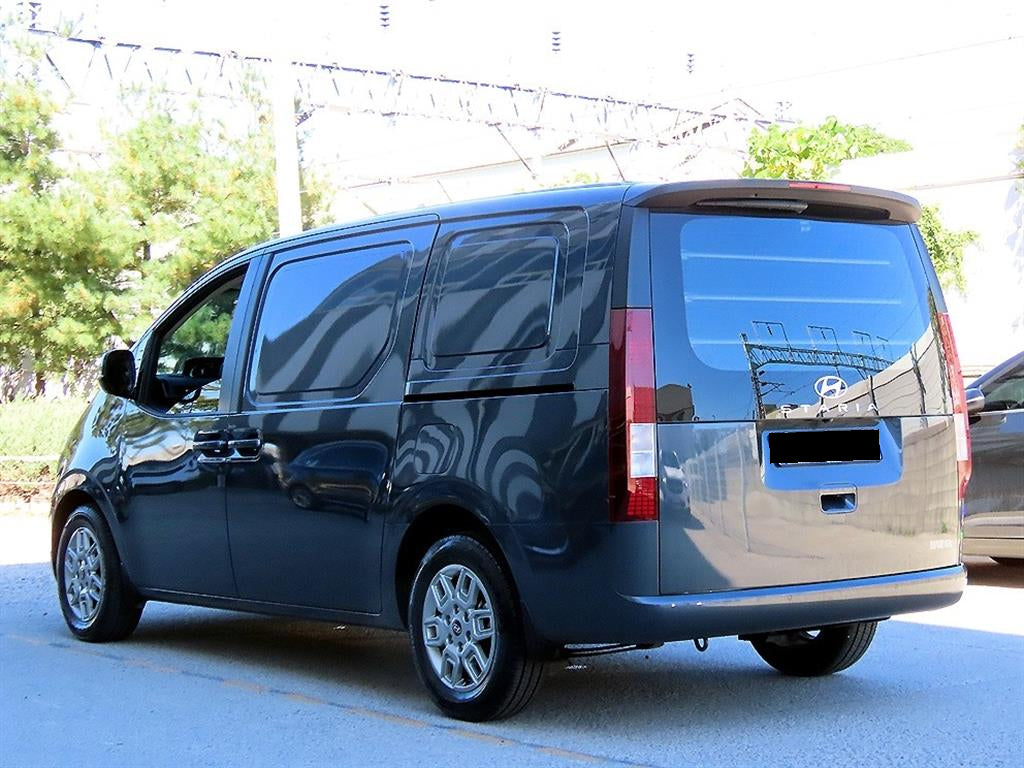 Hyundai Staria — photo 03