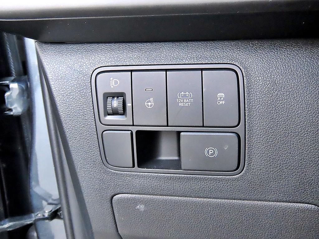 Hyundai Staria — photo 12