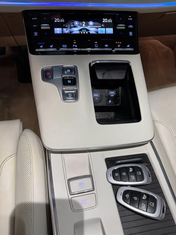 Hyundai Grandeur — photo 13
