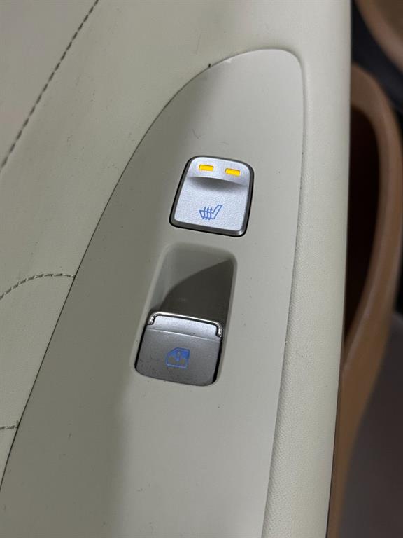 Hyundai Grandeur — photo 17