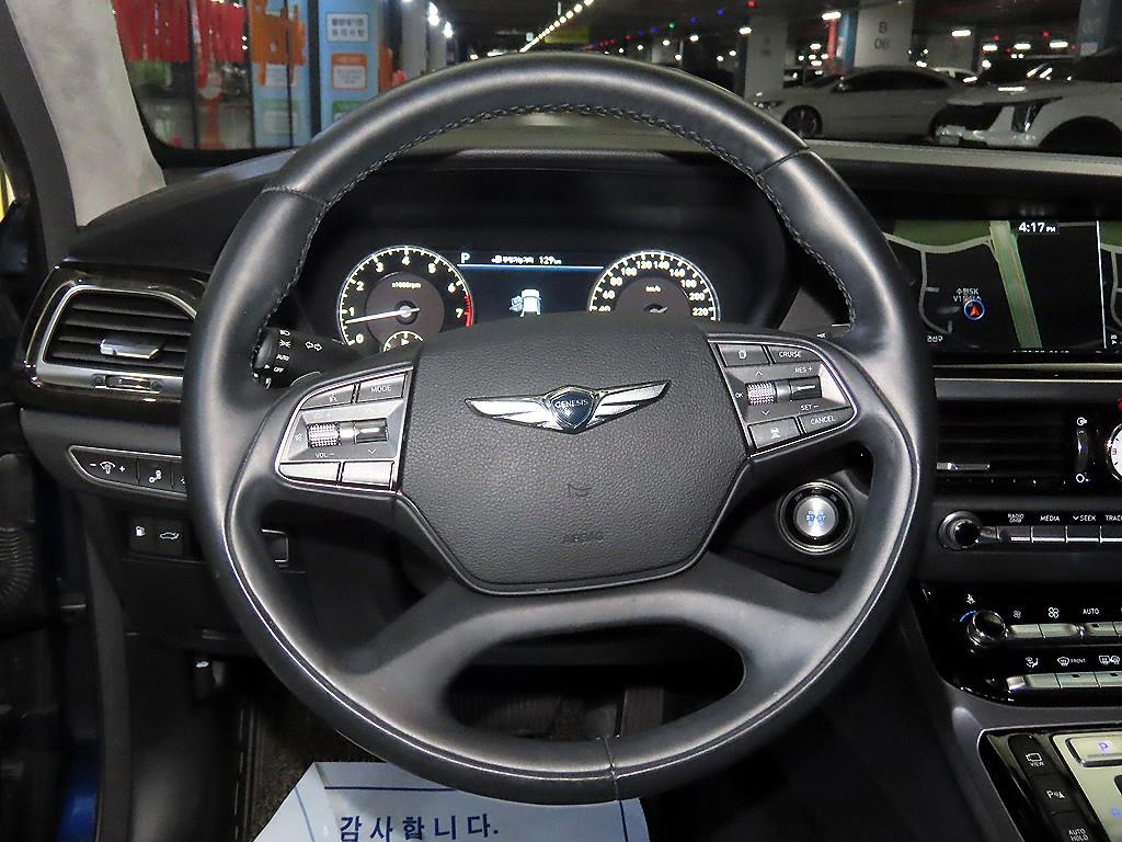 Genesis EQ900 — photo 08
