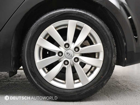 Kia K3 — photo 05