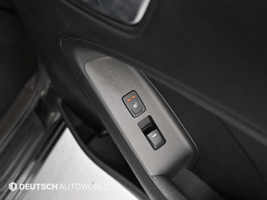 Kia K3 — photo 16