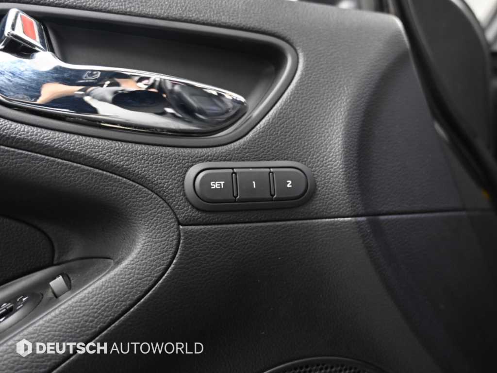 Kia K3 — photo 17