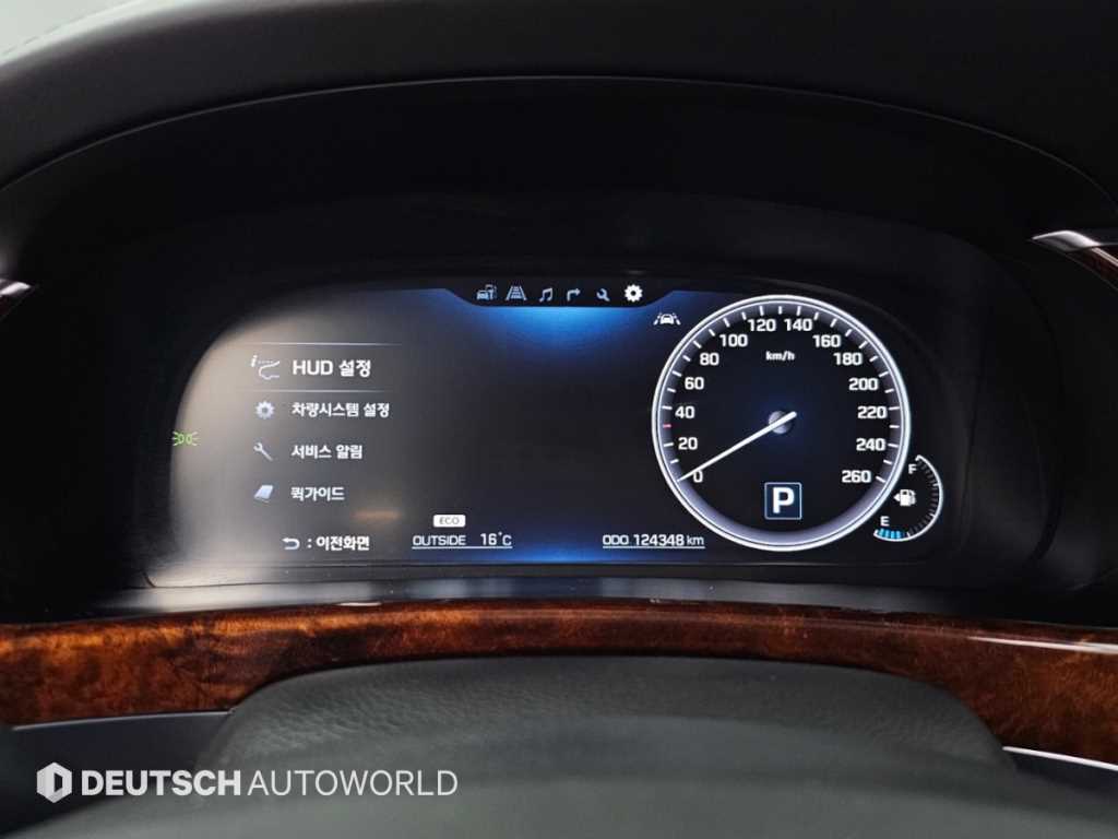 Hyundai Equus — photo 08