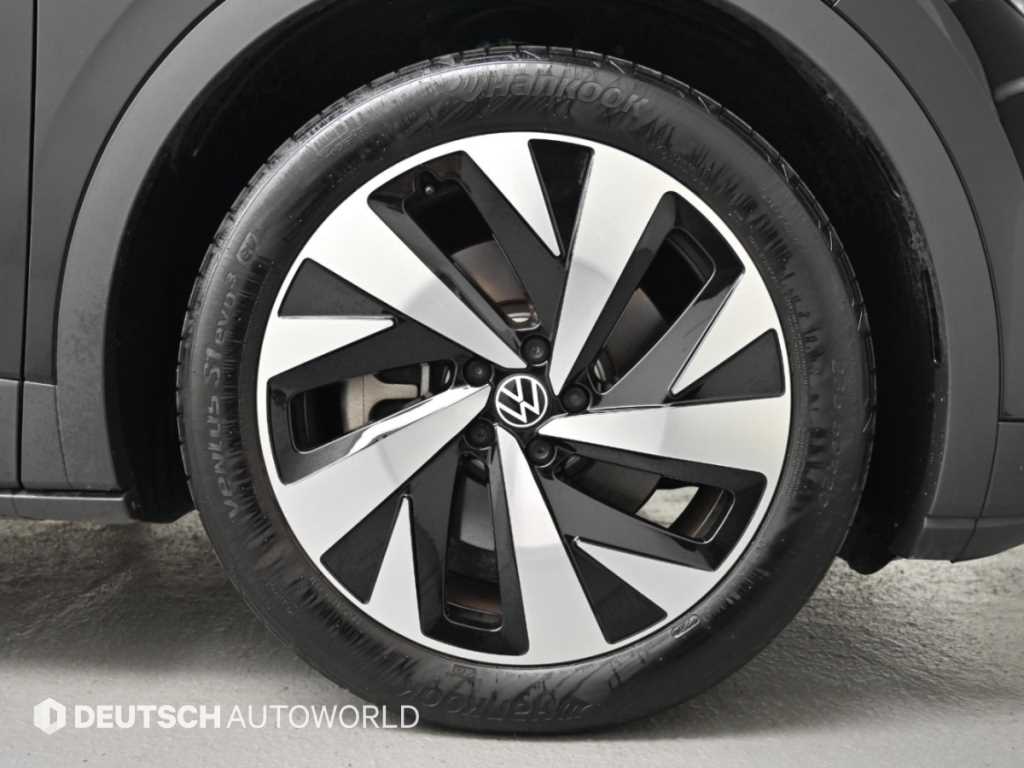 Volkswagen ID.4 — photo 05