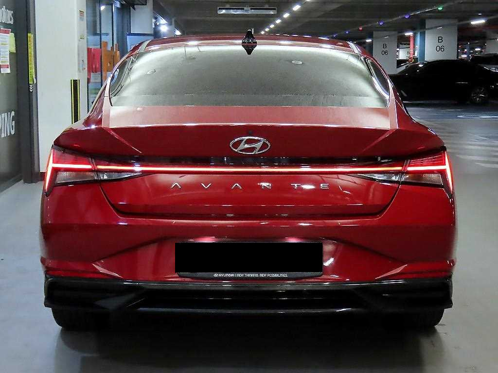 Hyundai Avante — photo 05