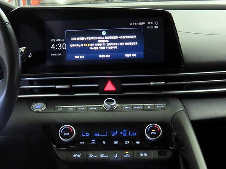 Hyundai Avante — photo 11