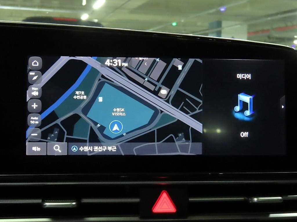 Hyundai Avante — photo 13