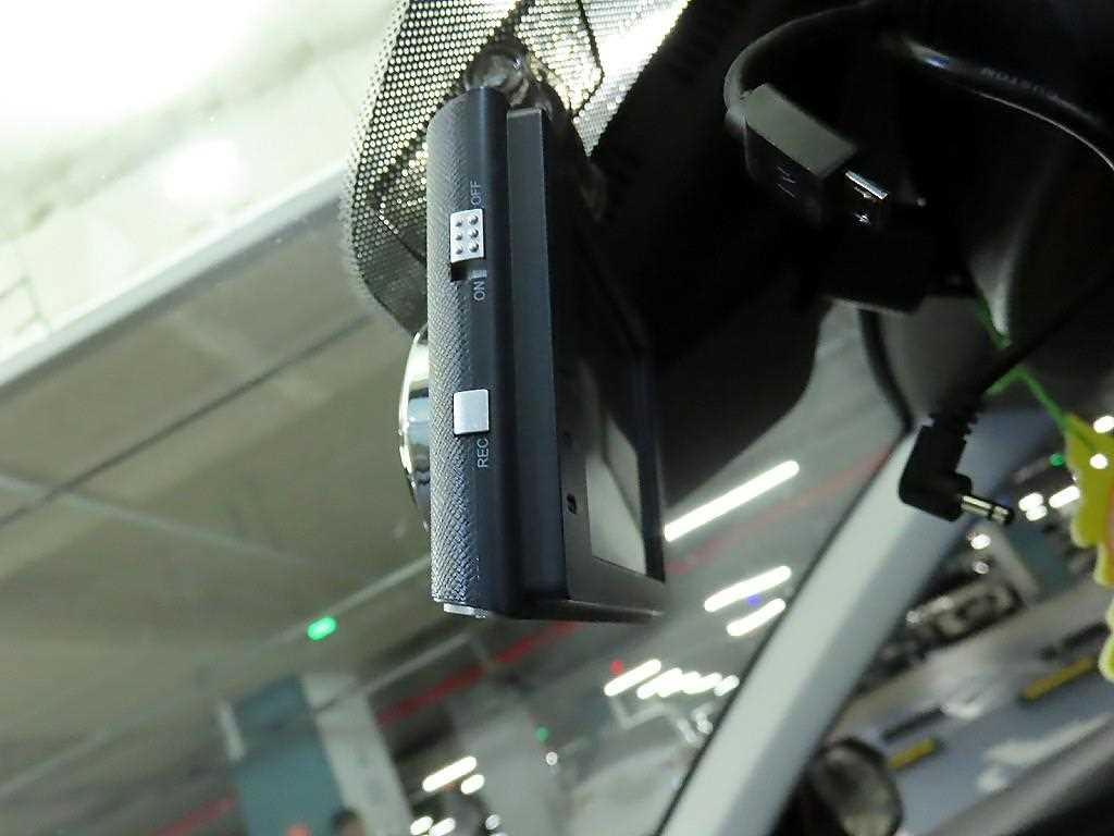 Hyundai Avante — photo 15