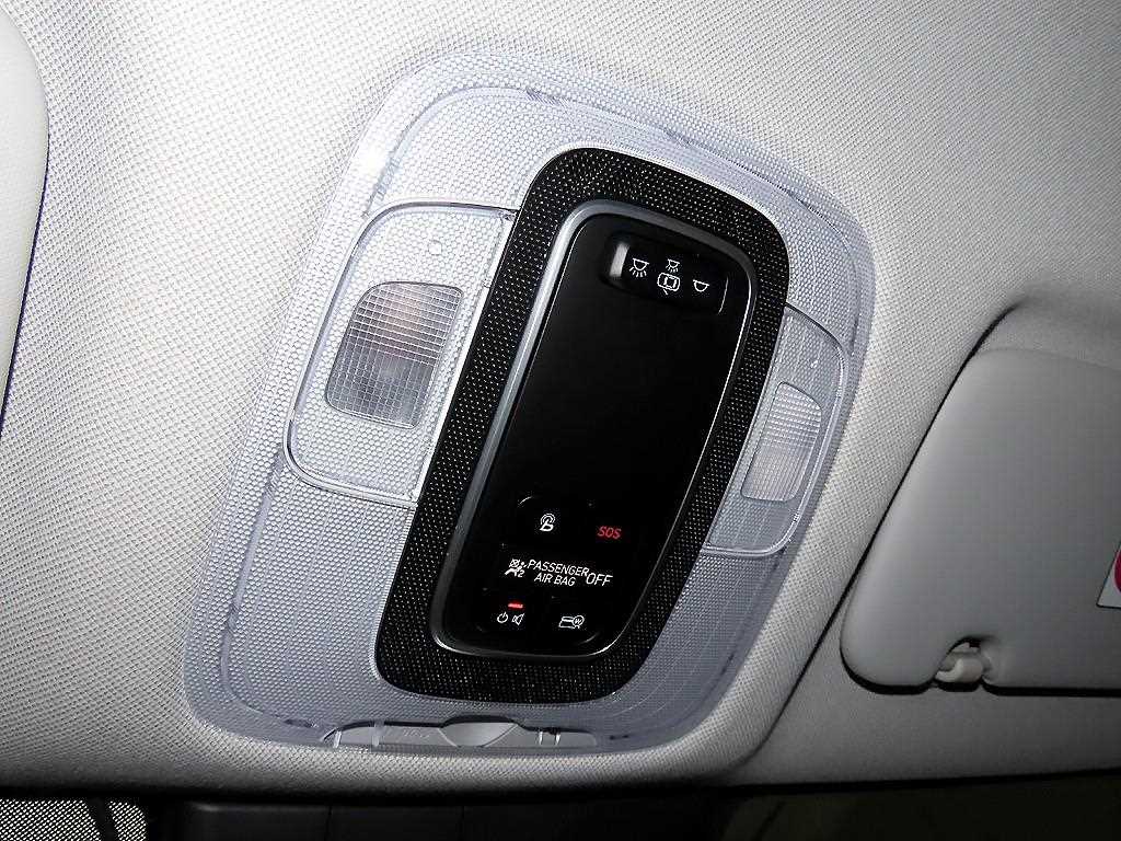 Hyundai Avante — photo 16