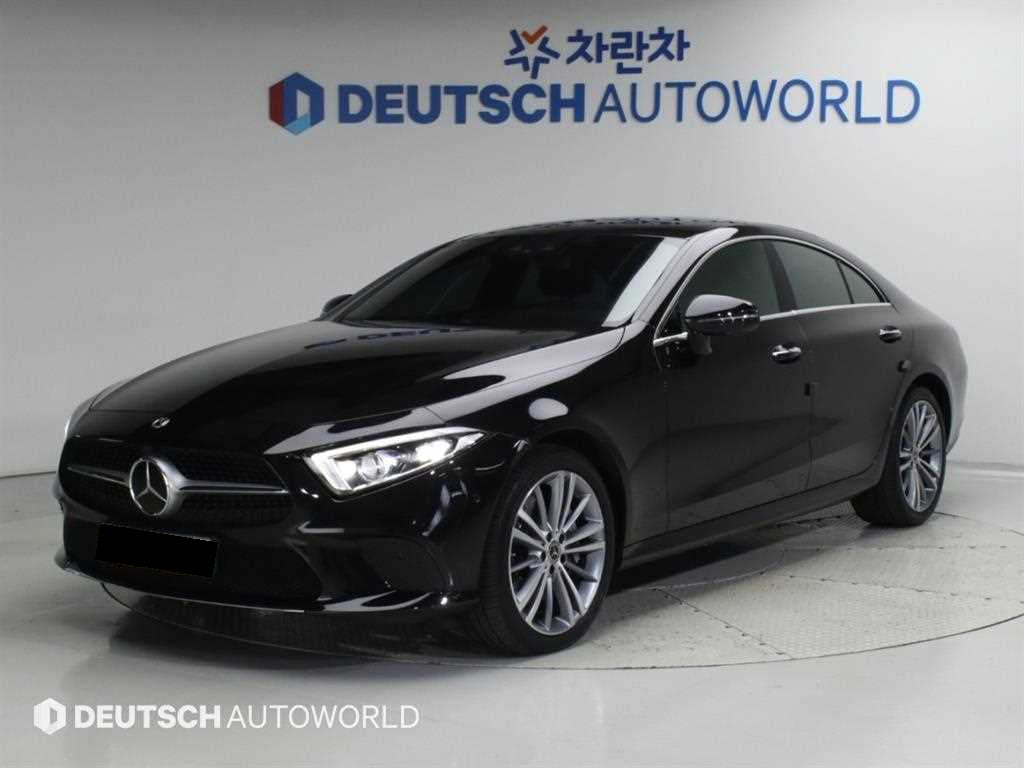 Mercedes-Benz CLS-Class — photo 01