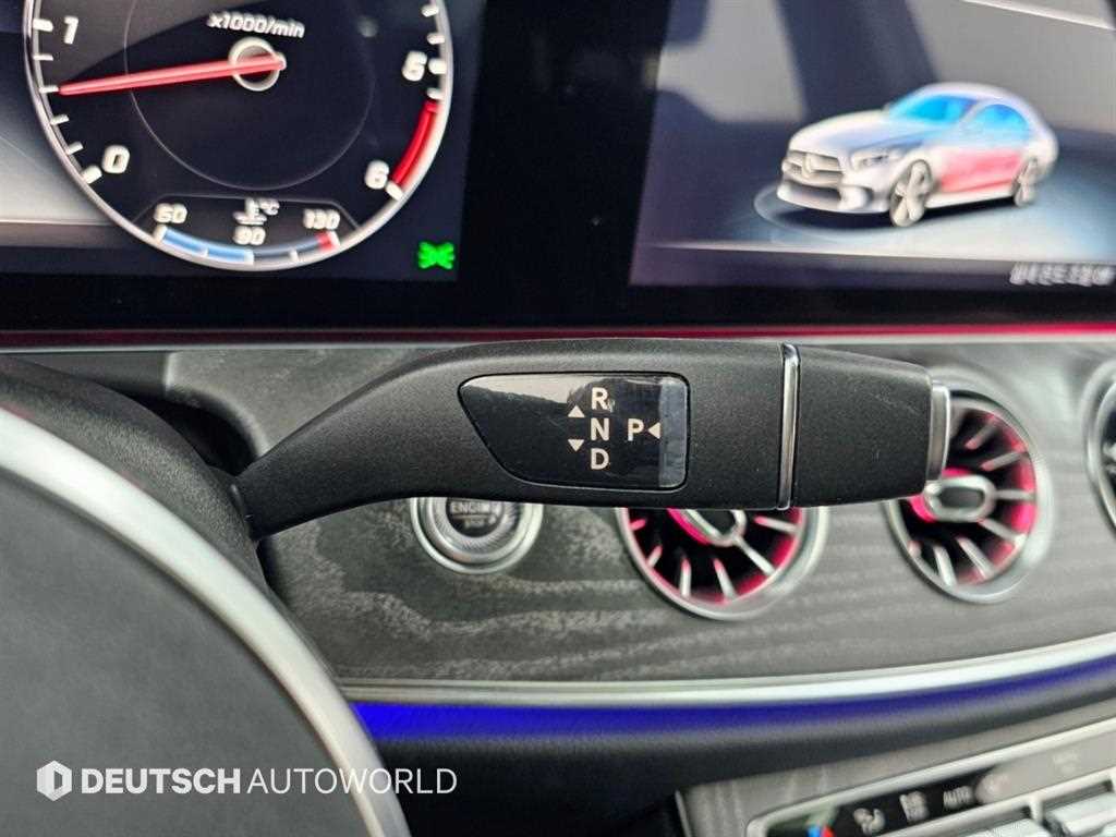 Mercedes-Benz CLS-Class — photo 09