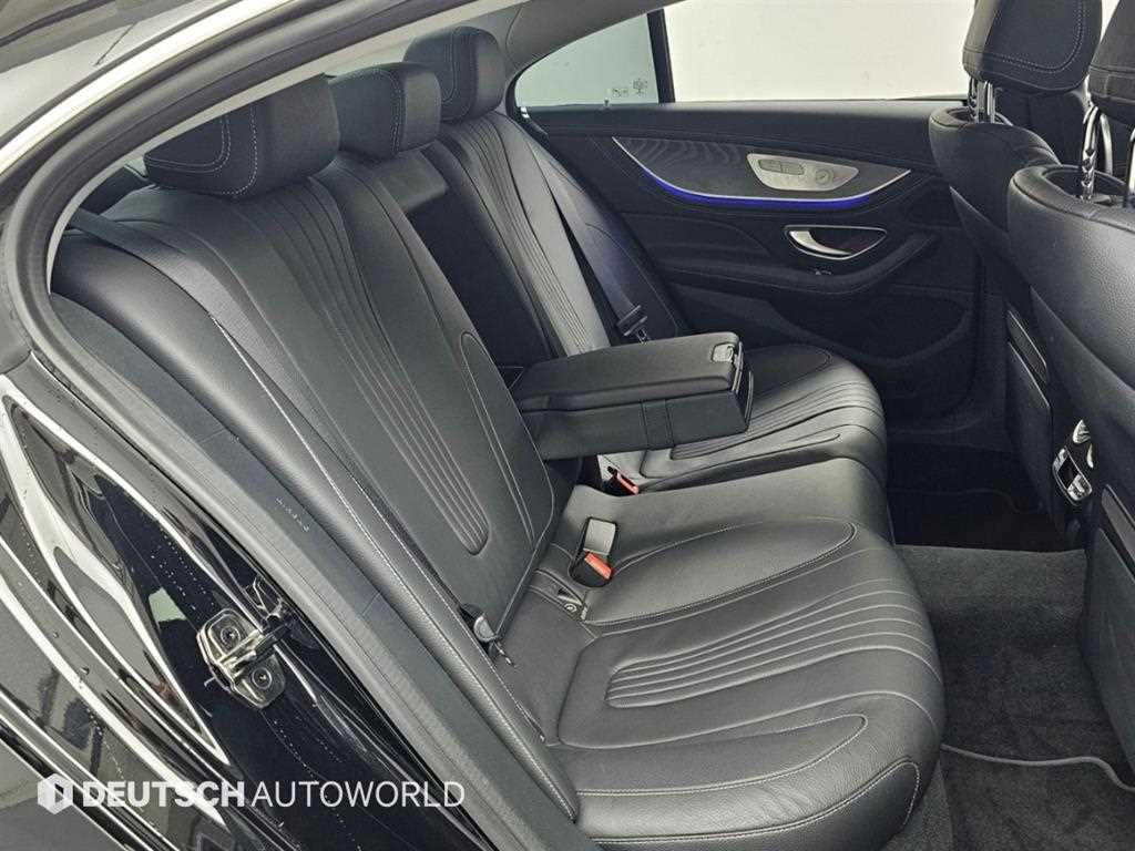 Mercedes-Benz CLS-Class — photo 12